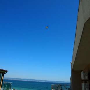 No, it's not a UFO, but just a kite...
