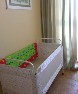 Не стесняйтесь принести свою собственную детскую кроватку, хотя мы можем предоставить один