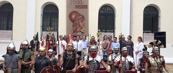 The "Roman legions" in front of the History museum.