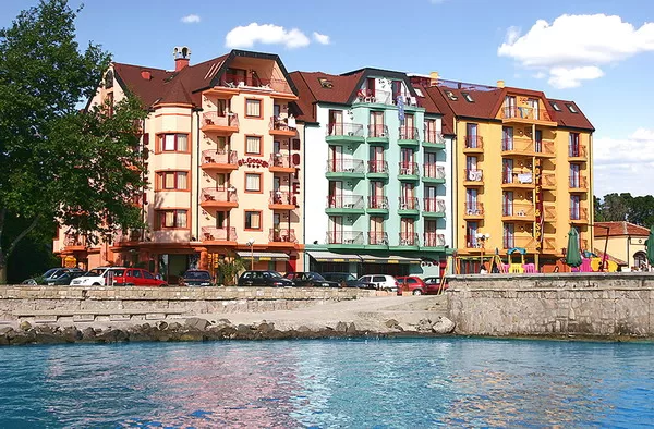 The charming St George Hotel is in the city center, a minute walk from Sea Elements #4.