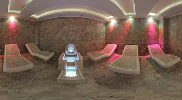 The balneo and spa centers welcome everyone.
